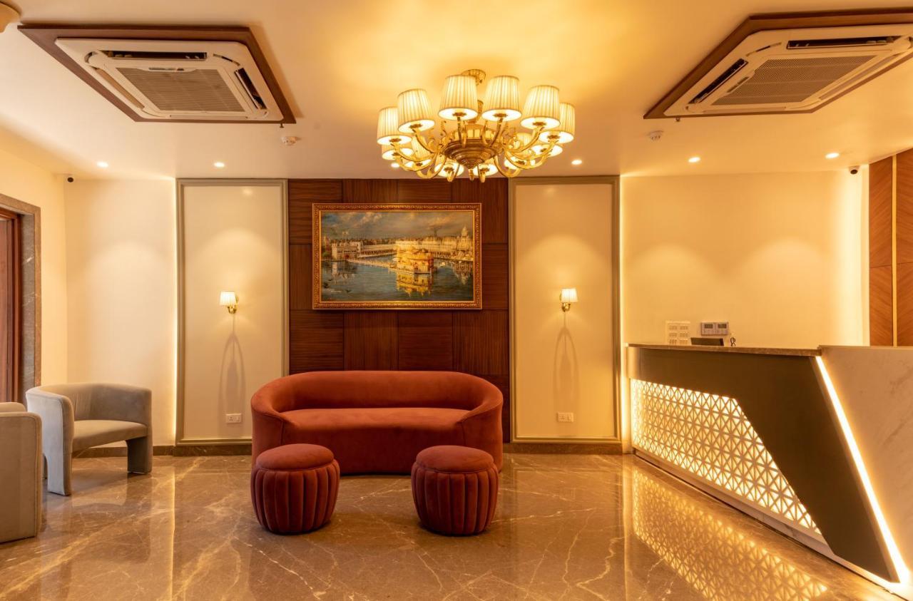Hotel The Savode - Just 2 Mins From Golden Temple Amritsar Exteriér fotografie