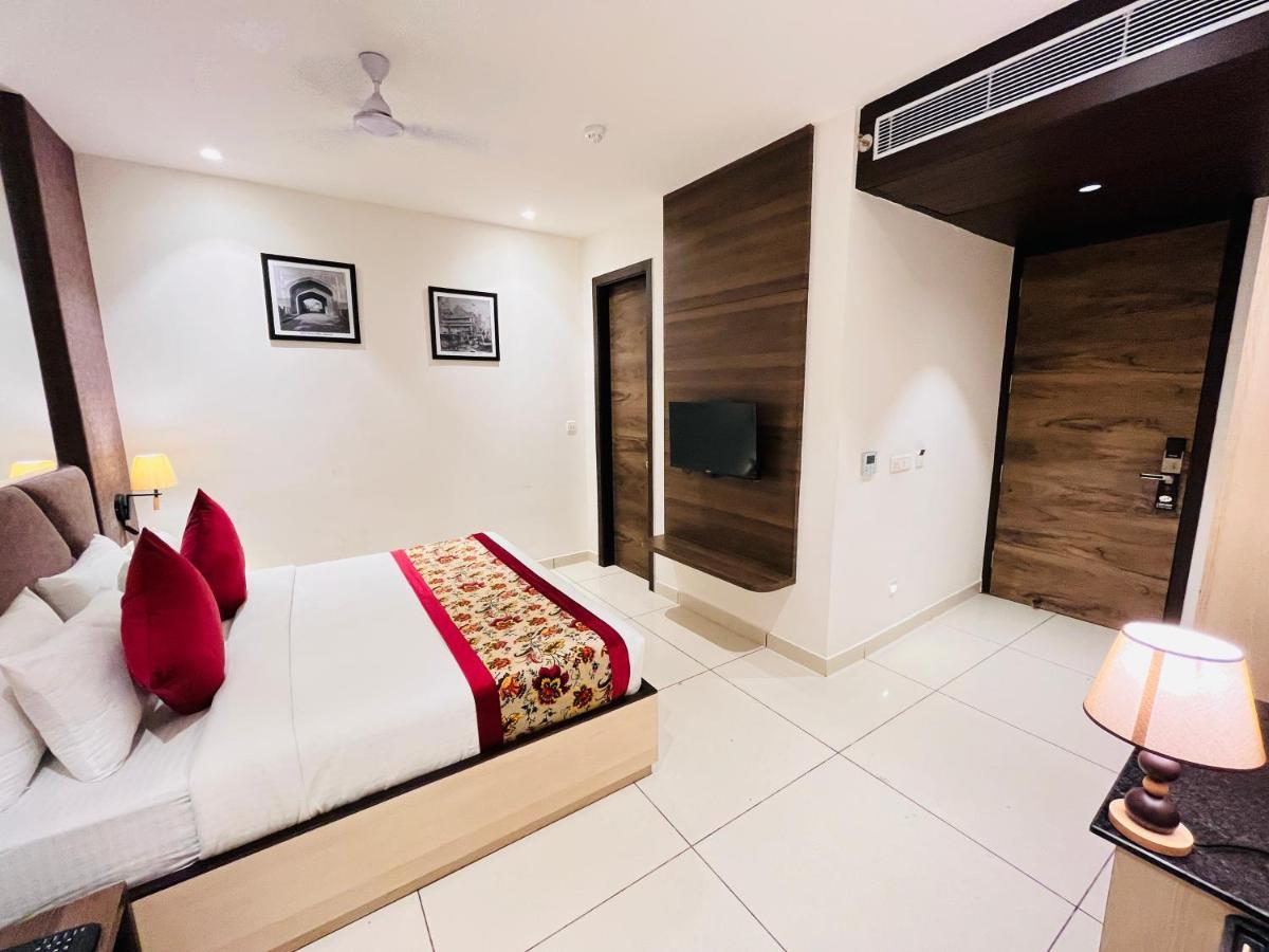 Hotel The Savode - Just 2 Mins From Golden Temple Amritsar Exteriér fotografie