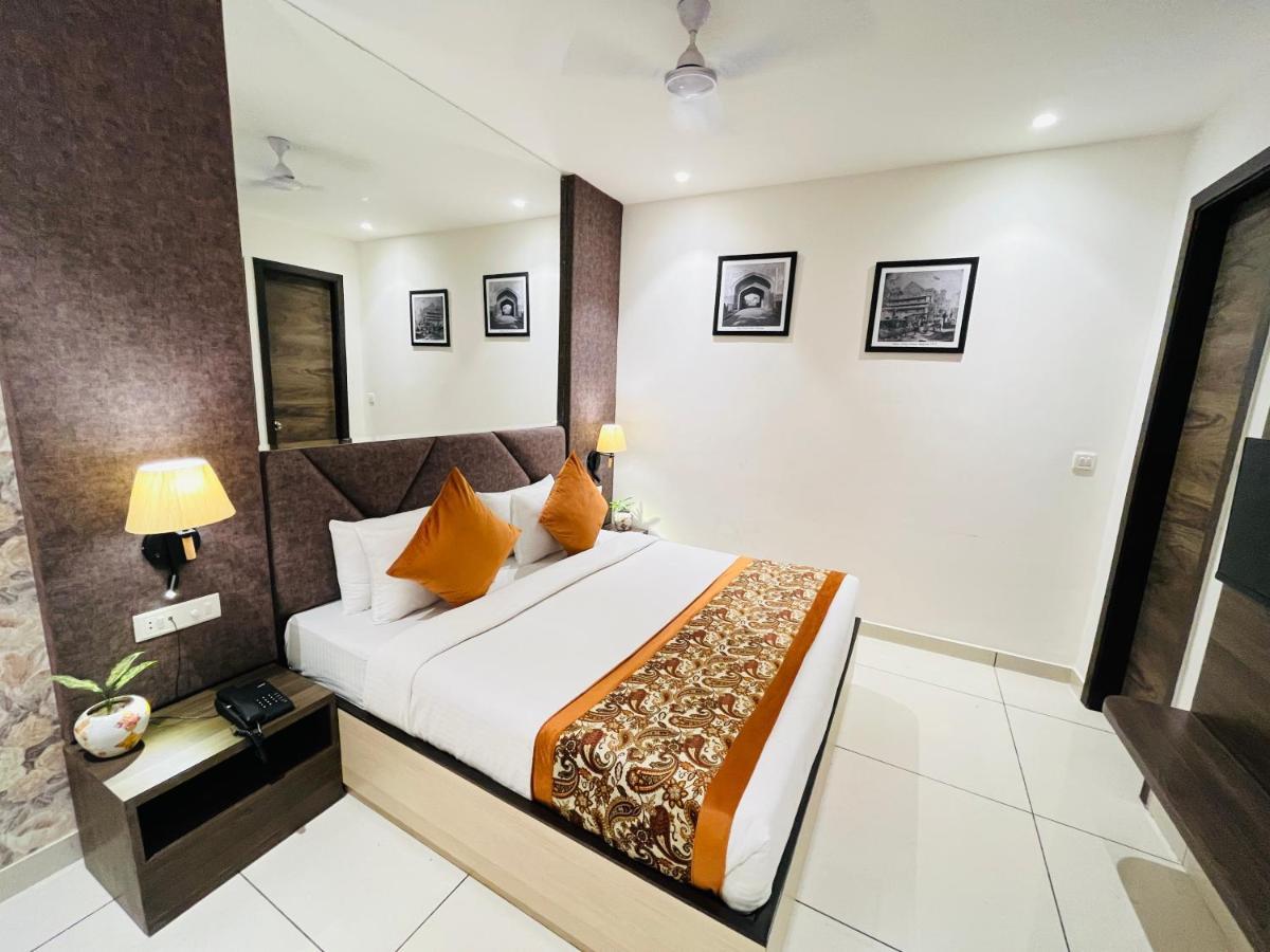 Hotel The Savode - Just 2 Mins From Golden Temple Amritsar Exteriér fotografie