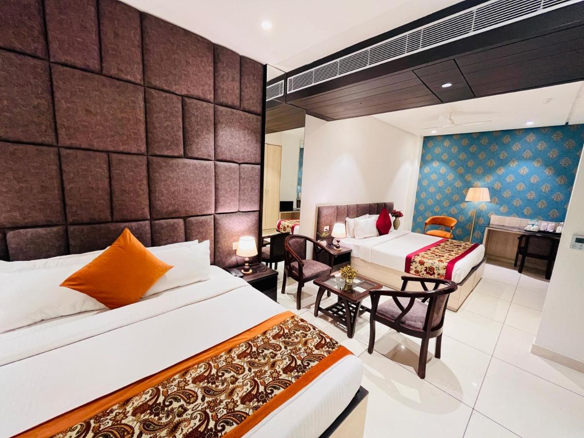 Hotel The Savode - Just 2 Mins From Golden Temple Amritsar Exteriér fotografie
