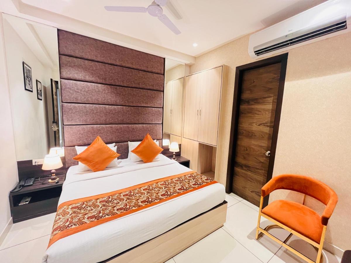 Hotel The Savode - Just 2 Mins From Golden Temple Amritsar Exteriér fotografie
