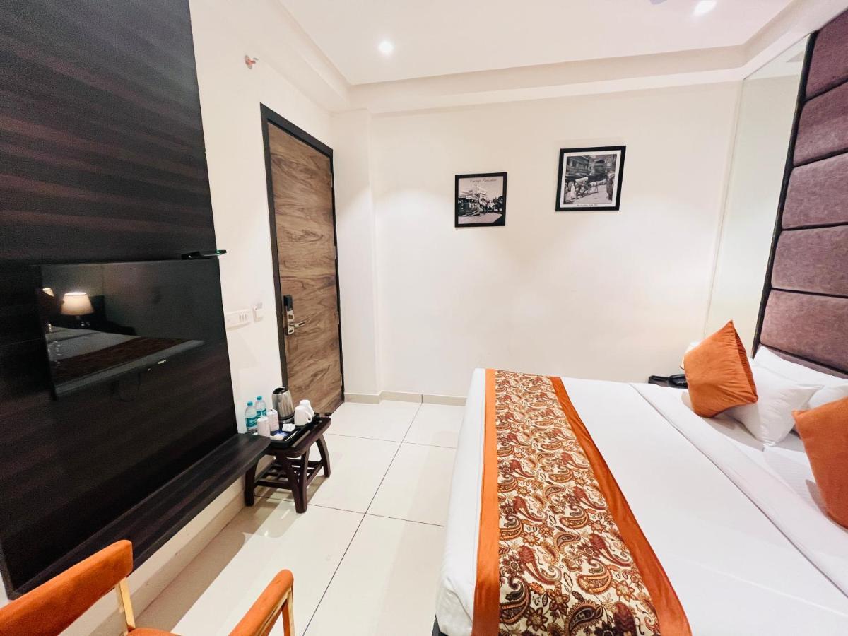 Hotel The Savode - Just 2 Mins From Golden Temple Amritsar Exteriér fotografie