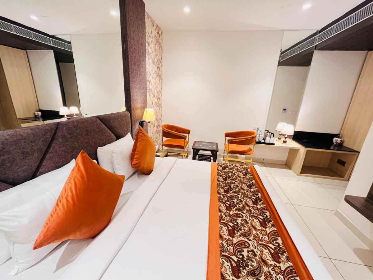 Hotel The Savode - Just 2 Mins From Golden Temple Amritsar Exteriér fotografie