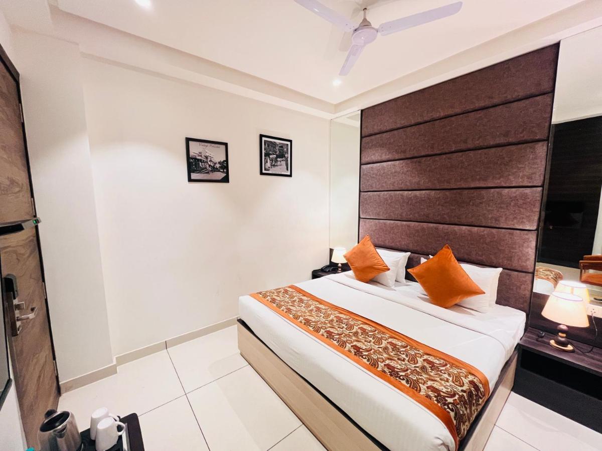 Hotel The Savode - Just 2 Mins From Golden Temple Amritsar Exteriér fotografie